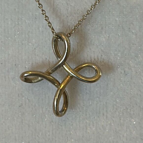 Tiffany & Co 21mm Infinity Cross Pendant Necklace 925 Sterling Silver 16" Chain - Picture 3 of 8